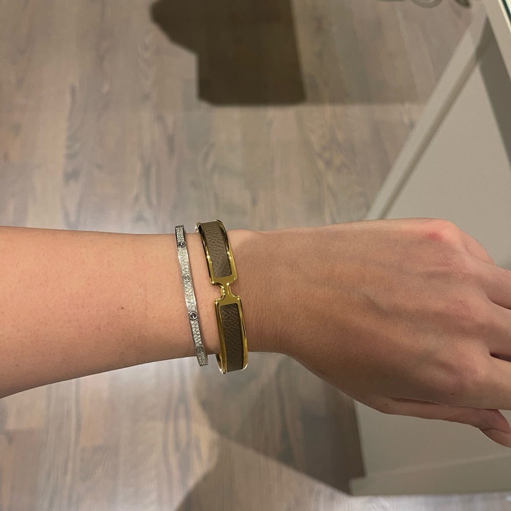 HERMES Olympe Bangle in Taupe